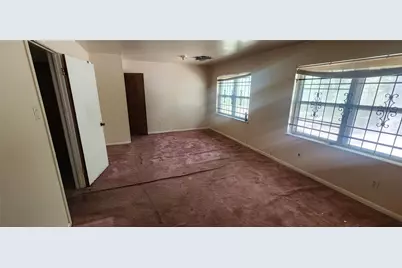 5243 Greylog Drive, Houston, TX 77048 - Photo 15