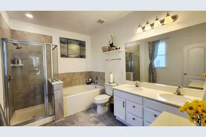 2606 Oakwood Bluff Trail, Houston, TX 77038 - Photo 15