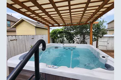 2606 Oakwood Bluff Trail, Houston, TX 77038 - Photo 29