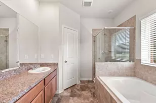 6623 Blimp Base Blvd, Hitchcock, TX 77563 - Photo 13
