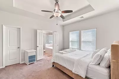 6623 Blimp Base Blvd, Hitchcock, TX 77563 - Photo 11