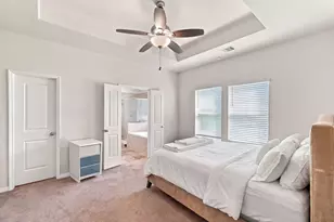 6623 Blimp Base Blvd, Hitchcock, TX 77563 - Photo 11