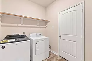 6623 Blimp Base Blvd, Hitchcock, TX 77563 - Photo 23