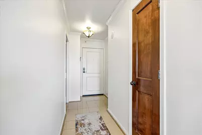 3525 Sage Road #1010, Houston, TX 77056 - Photo 5
