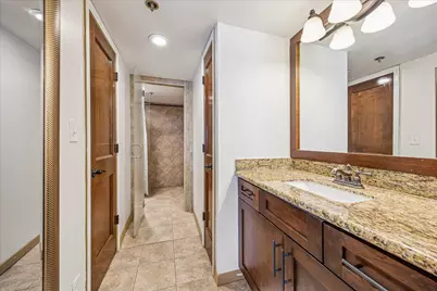 3525 Sage Road #1010, Houston, TX 77056 - Photo 23