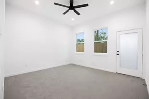 5034 Pershing St, Houston, TX 77033 - Photo 19