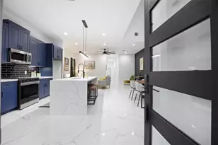 5034 Pershing St, Houston, TX 77033 - Photo 5