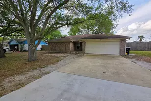 2714 Westfield St, Alvin, TX 77511 - Photo 1