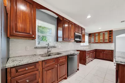 4901 Burning Tree Drive, Baytown, TX 77521 - Photo 11