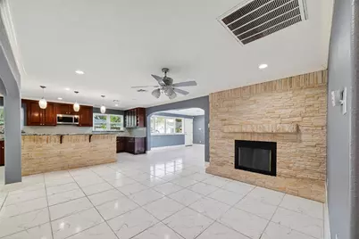 4901 Burning Tree Drive, Baytown, TX 77521 - Photo 15