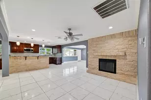 4901 Burning Tree Dr, Baytown, TX 77521 - Photo 15