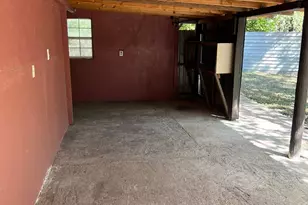 9314 Valley Stream St, Houston, TX 77037 - Photo 21