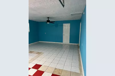 9314 Valley Stream Street, Houston, TX 77037 - Photo 17