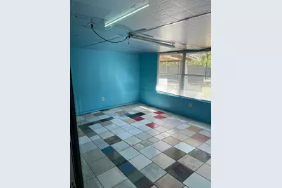 9314 Valley Stream Street, Houston, TX 77037 - Photo 7