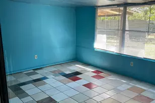 9314 Valley Stream St, Houston, TX 77037 - Photo 7