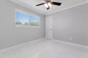 11702 Leader St, Houston, TX 77072 - Photo 13
