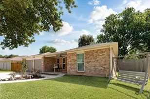11702 Leader St, Houston, TX 77072 - Photo 3
