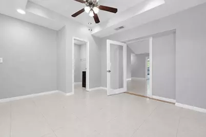 11702 Leader Street, Houston, TX 77072 - Photo 9