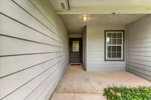 10344 Royal Damon Dr, Conroe, TX 77303 - Photo 5