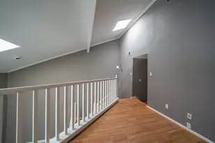 9400 Doliver Dr, Houston, TX 77063 - Photo 17