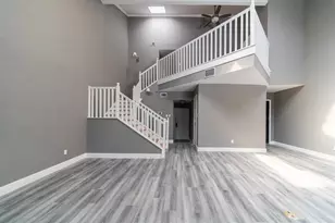 9400 Doliver Dr, Houston, TX 77063 - Photo 11