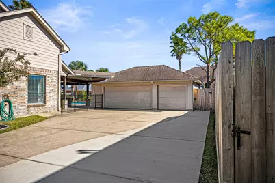 1305 Buttonwood Drive, Friendswood, TX 77546 - Photo 37