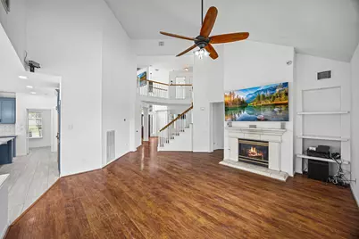 1305 Buttonwood Drive, Friendswood, TX 77546 - Photo 9