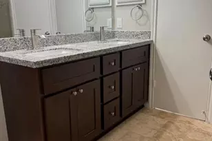 2511 Castle Pl, Stafford, TX 77477 - Photo 7