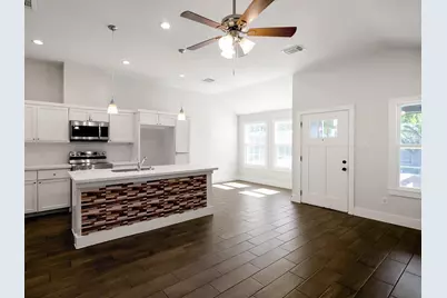 5901 Woodview Drive #B, Houston, TX 77396 - Photo 3