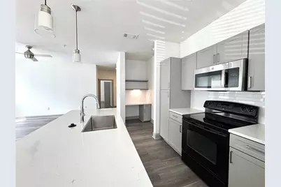 3333 Weslayan St Street #2130, Houston, TX 77027 - Photo 3