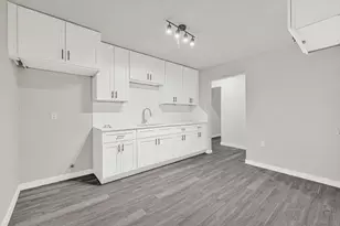 10609 Murr Way, Houston, TX 77048 - Photo 7