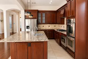 127 Lindenberry Cir, Spring, TX 77389 - Photo 11