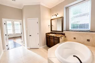 127 Lindenberry Cir, Spring, TX 77389 - Photo 17