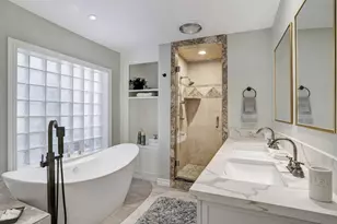 4315 Breakwood Dr, Houston, TX 77096 - Photo 15
