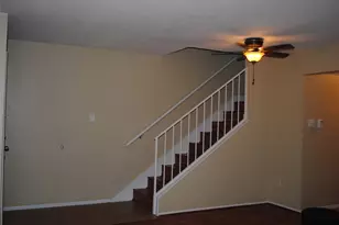 716 Memorial Mews St, Houston, TX 77079 - Photo 3