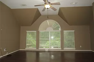 13322 Castle Combe Dr, Houston, TX 77044 - Photo 13