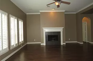 13322 Castle Combe Dr, Houston, TX 77044 - Photo 5