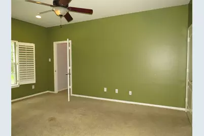 13322 Castlecombe Drive, Houston, TX 77044 - Photo 19