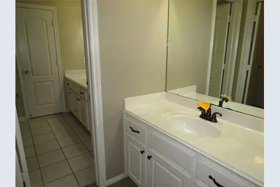 13322 Castlecombe Drive, Houston, TX 77044 - Photo 15