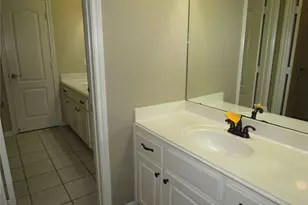 13322 Castle Combe Dr, Houston, TX 77044 - Photo 15