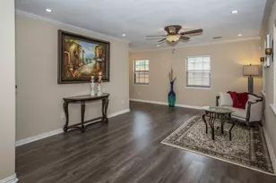 11038 Waxwing St, Houston, TX 77035 - Photo 5