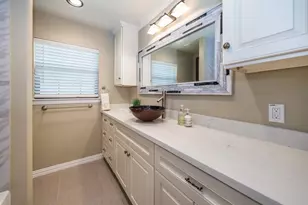 11038 Waxwing St, Houston, TX 77035 - Photo 17