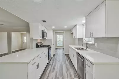 12614 Dermott Drive, Houston, TX 77065 - Photo 3
