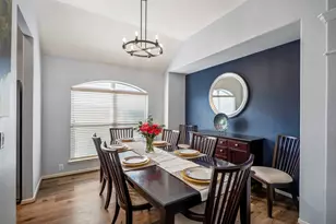 9114 Carriage Point Dr, Sugar Land, TX 77479 - Photo 11