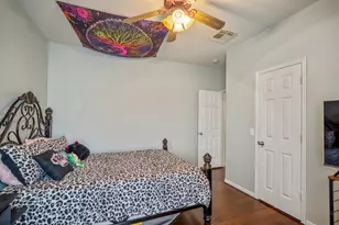 9114 Carriage Point Dr, Sugar Land, TX 77479 - Photo 25