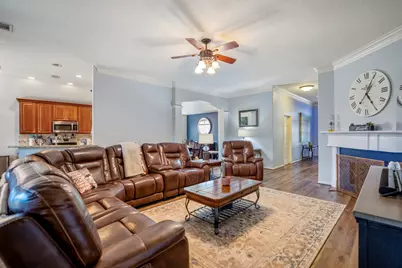 9114 Carriage Point Drive, Sugar Land, TX 77479 - Photo 15