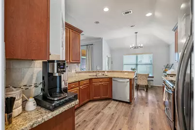 9114 Carriage Point Drive, Sugar Land, TX 77479 - Photo 7