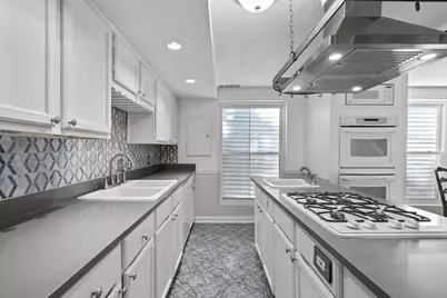 611 Church Street, Galveston, TX 77550 - Photo 15