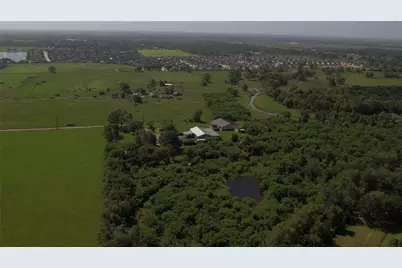 2015 Cottonwood School Road, Rosenberg, TX 77471 - Photo 11