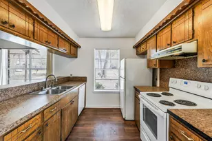 217 Lazy Ln, Conroe, TX 77301 - Photo 11